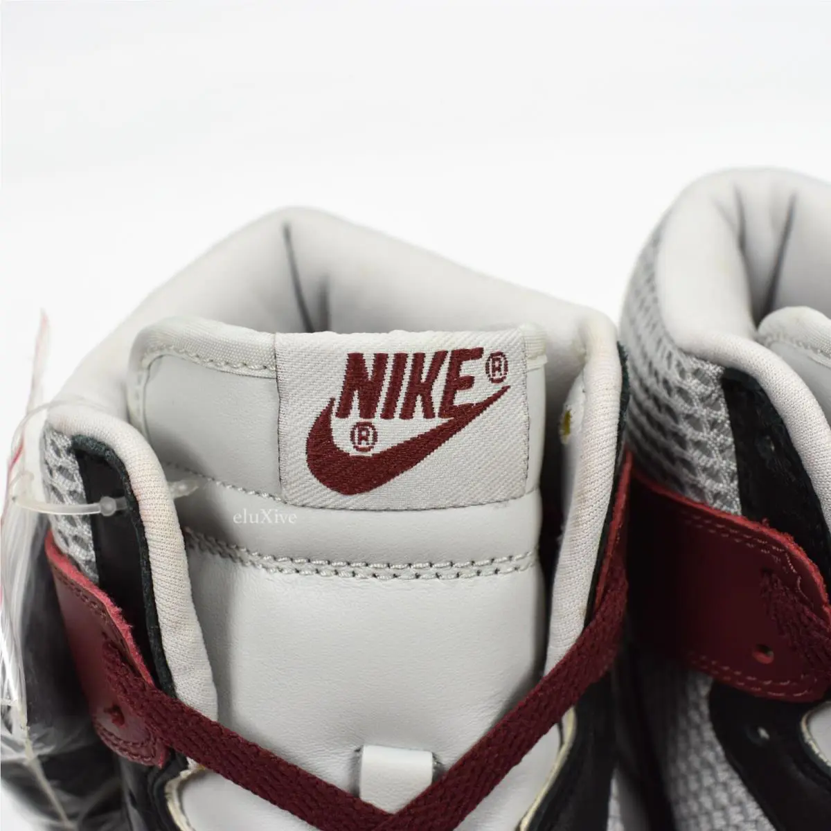 Nike shoes - Nike Dunk High - Dunk High - 306968-601 - Gray, Manufacturer: Soft Grey/Univ Red 8
