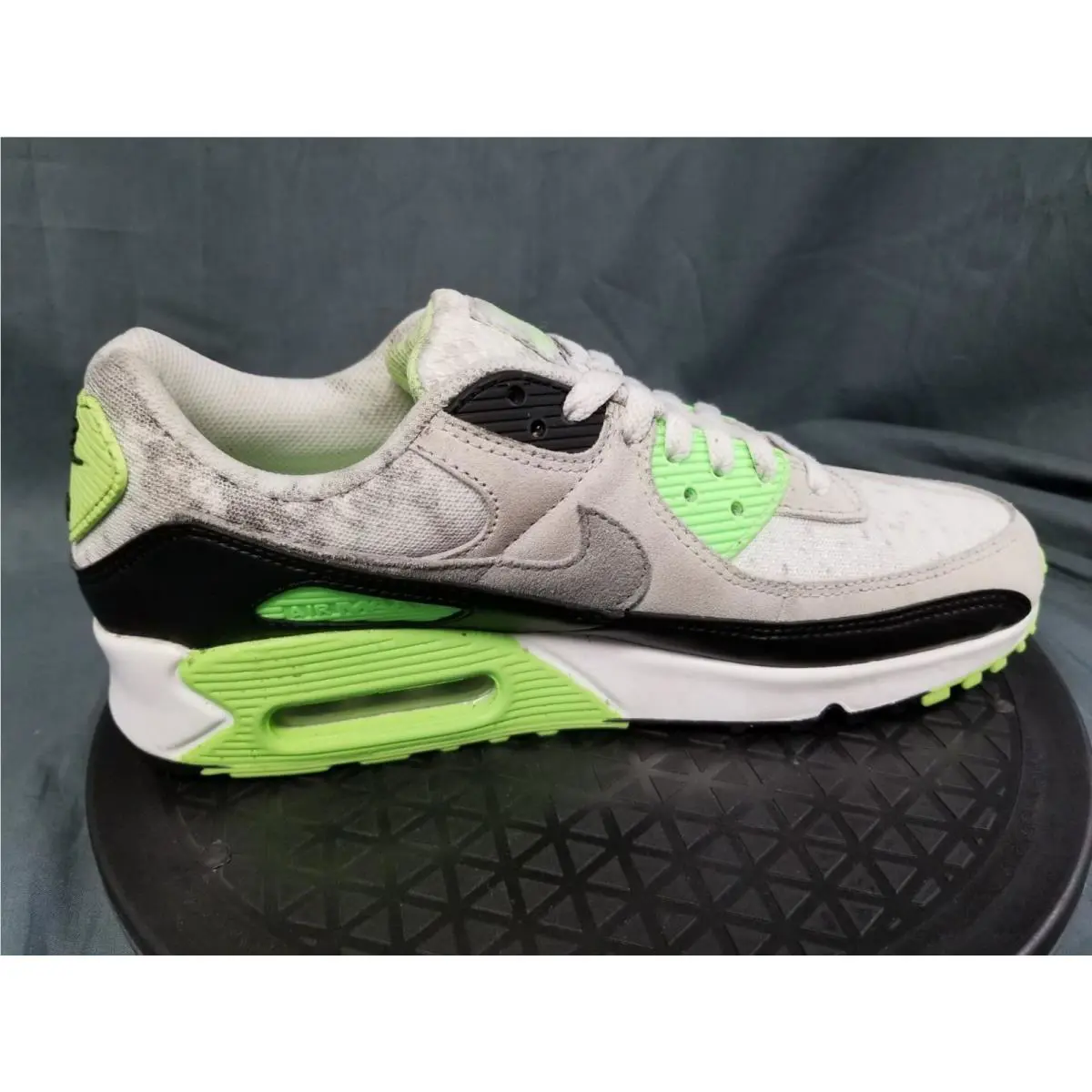 Nike shoes - Nike Air Max 90 - Air Max - White (UPC: 197862837964) 11