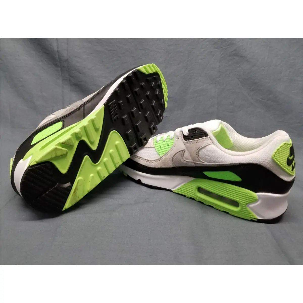 Nike shoes - Nike Air Max 90 - Air Max - White (UPC: 197862837964) 0
