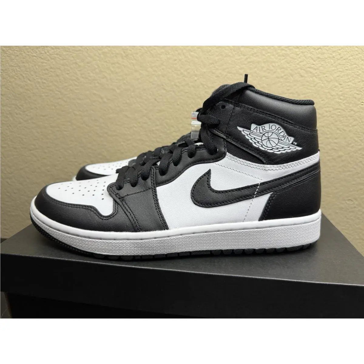 Nike shoes - Nike Air Jordan 1 - Air - Black 3