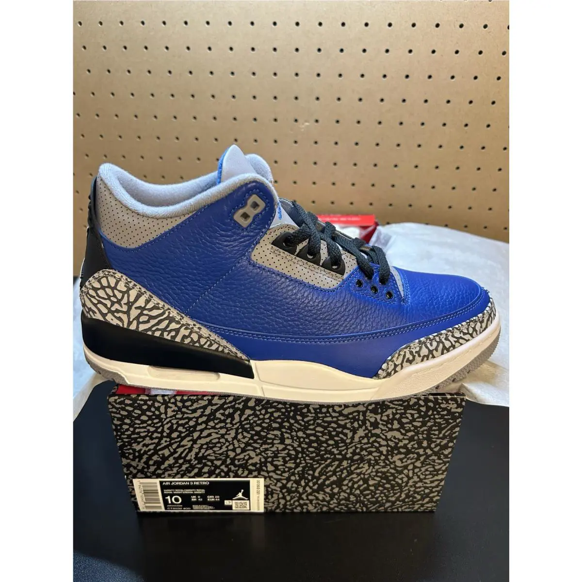 Nike shoes - Air Jordan 3 - Air - CT8532-400 - Blue 1