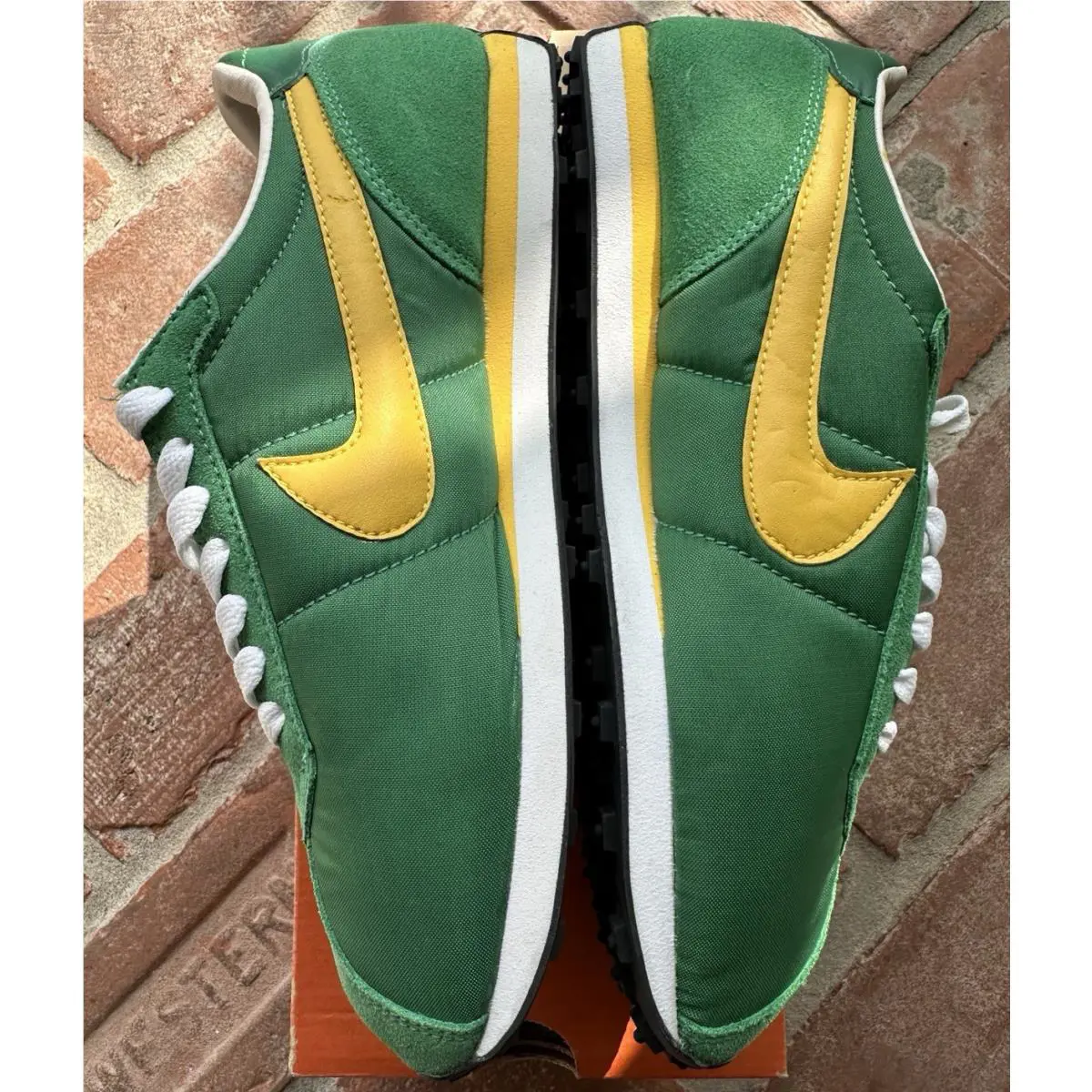 Nike shoes - Nike Waffle - Waffle - 305444 371 - Green 0