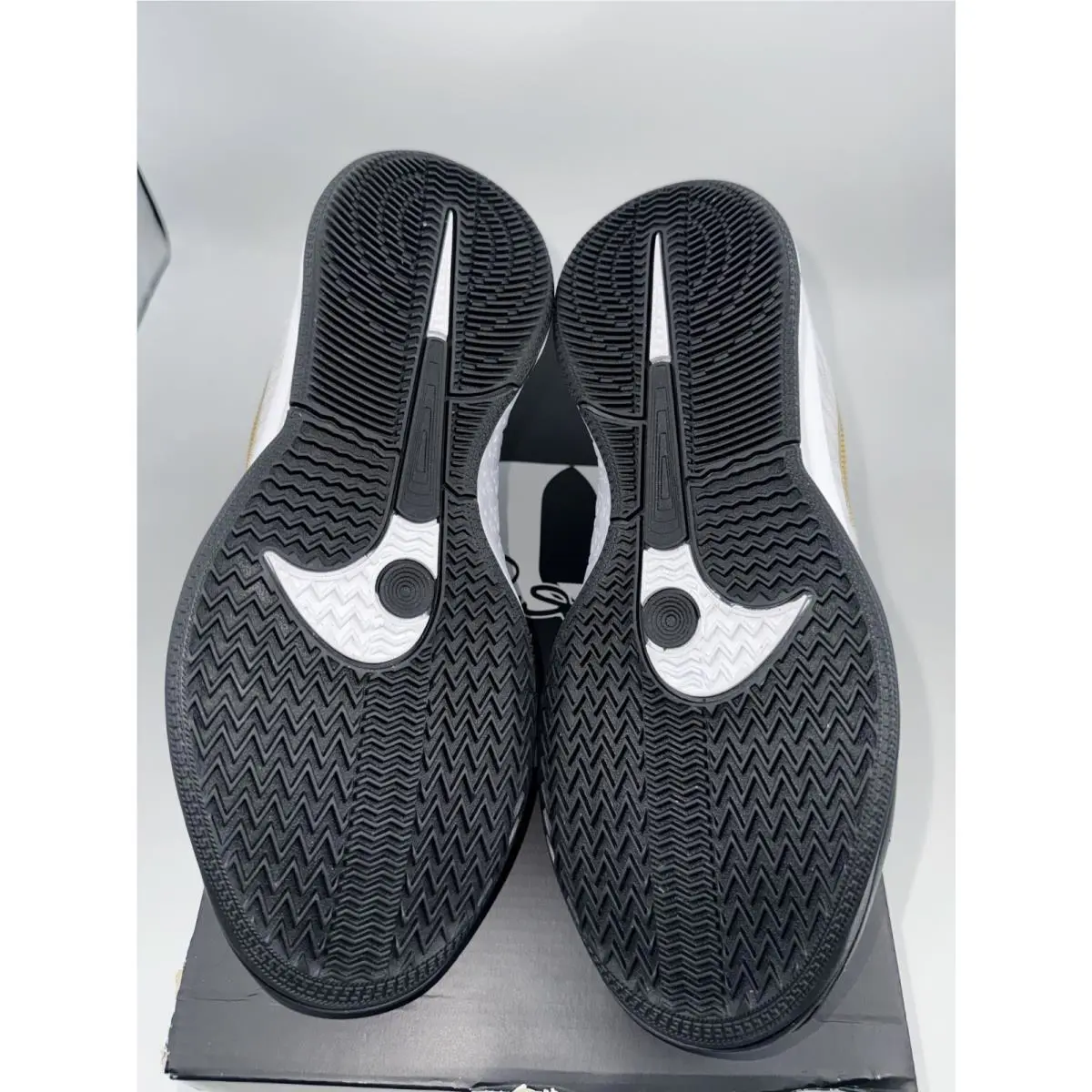 Nike shoes - Sabrina 2 - Sabrina - Gold 3