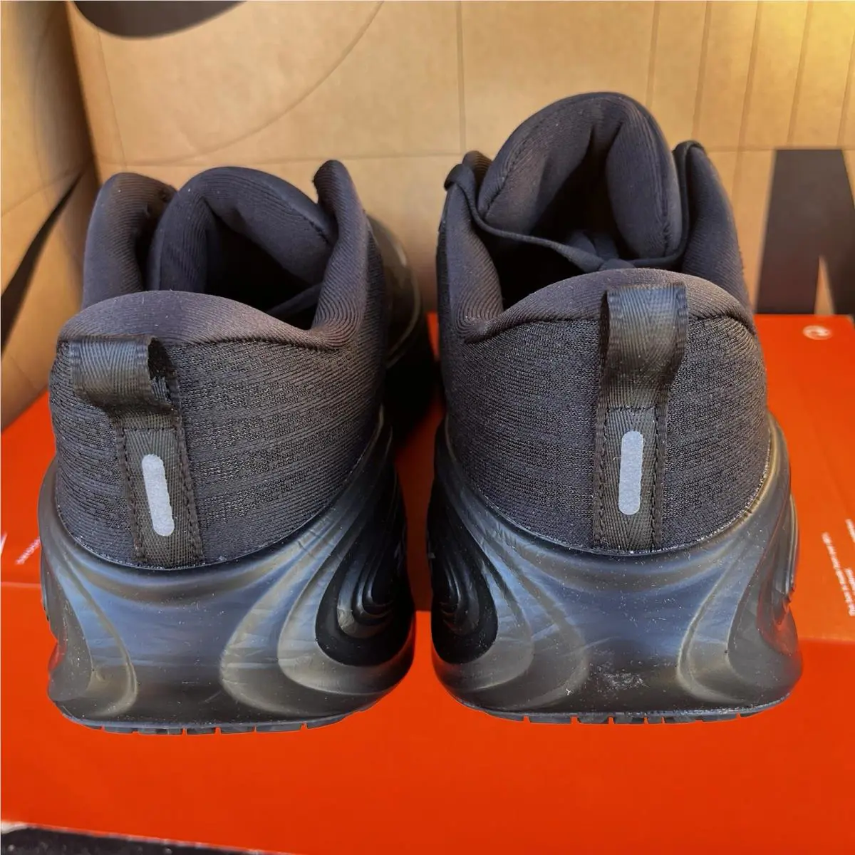 Nike shoes - Nike Vomero Plus - Vomero Plus - HV8150-003 - Black 3