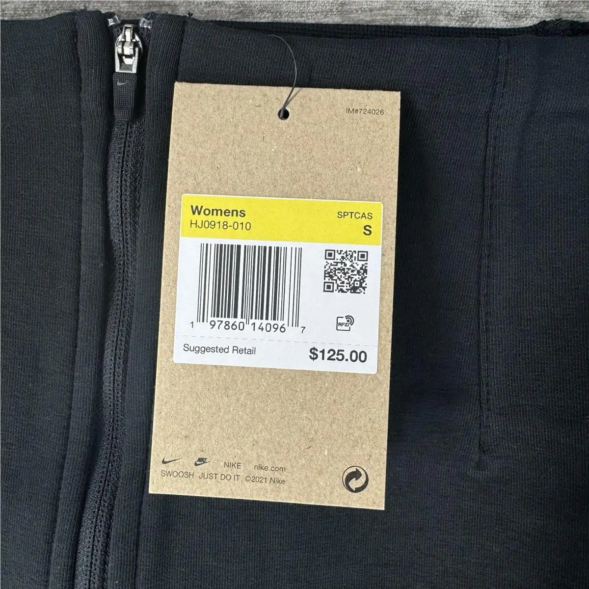Nike clothing - HJ0918 010 HJ0918-010 - HJ0918 010 HJ0918-010 - Black (UPC: 0197860140967) 0