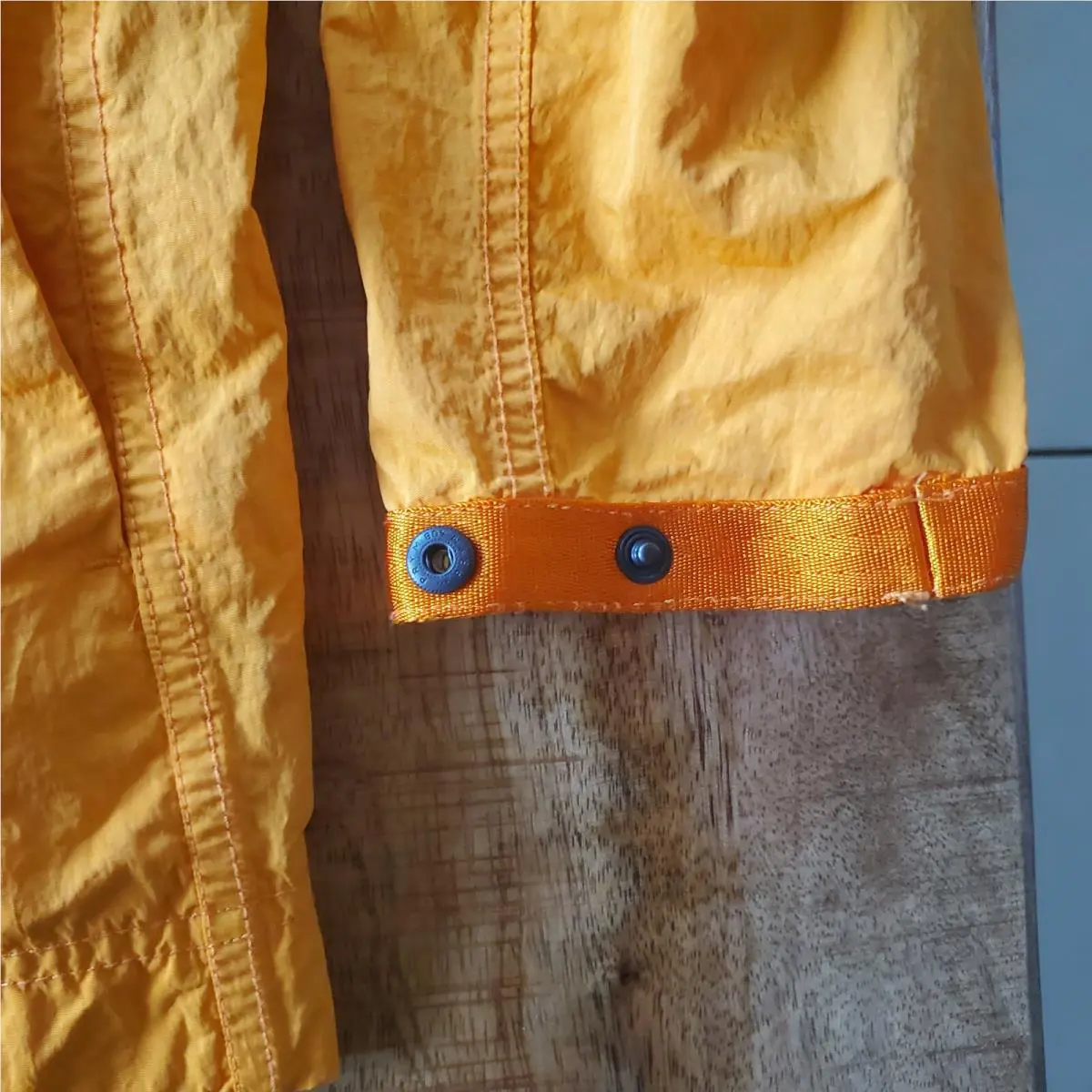 Nike clothing - Orange 2