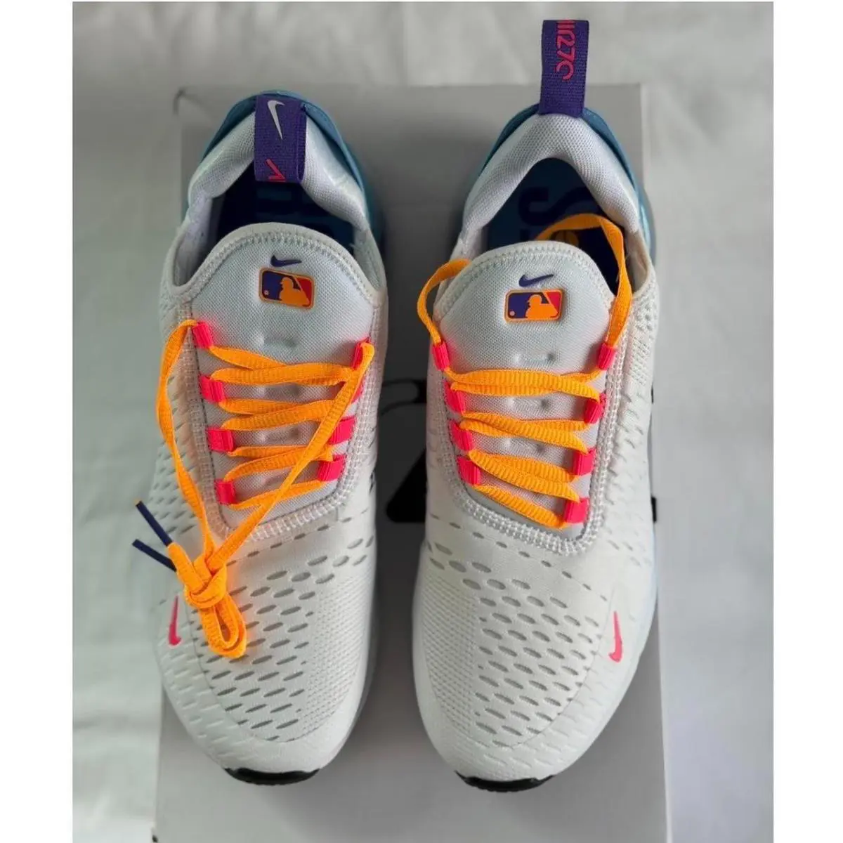 Nike shoes - White 5