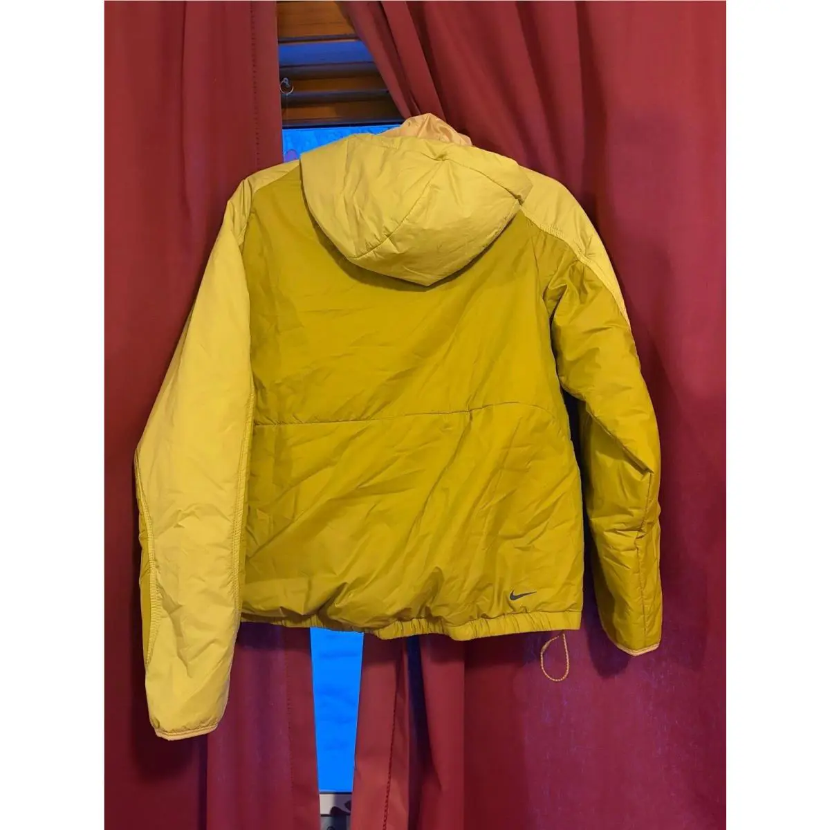 Nike clothing - Yellow (UPC: 197598919866) 1