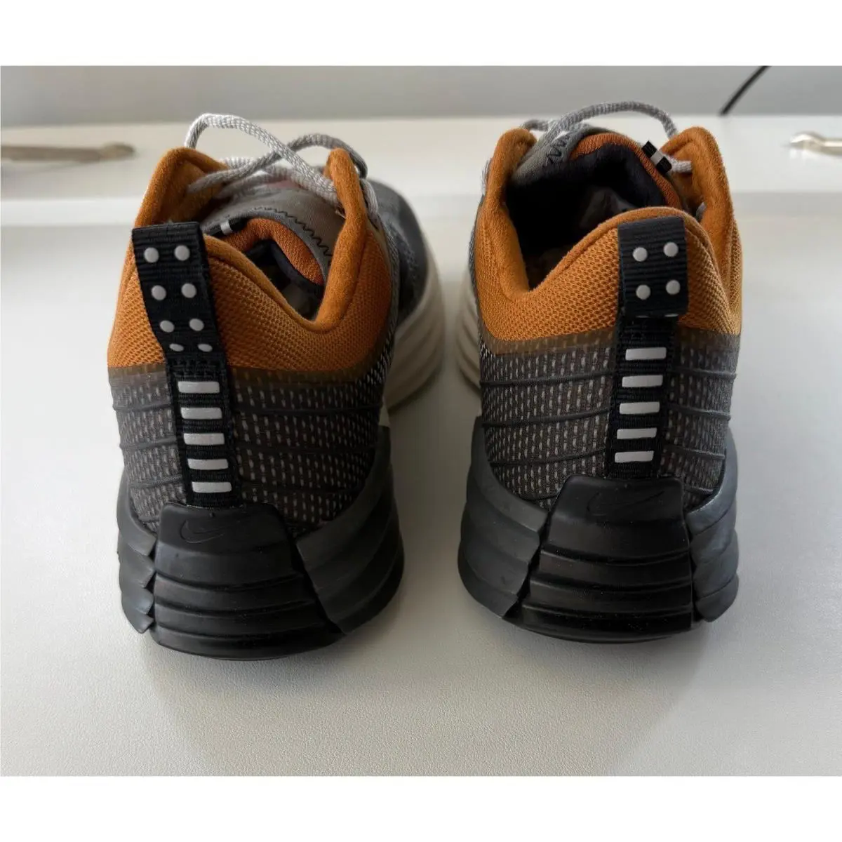 Nike shoes - Black 2