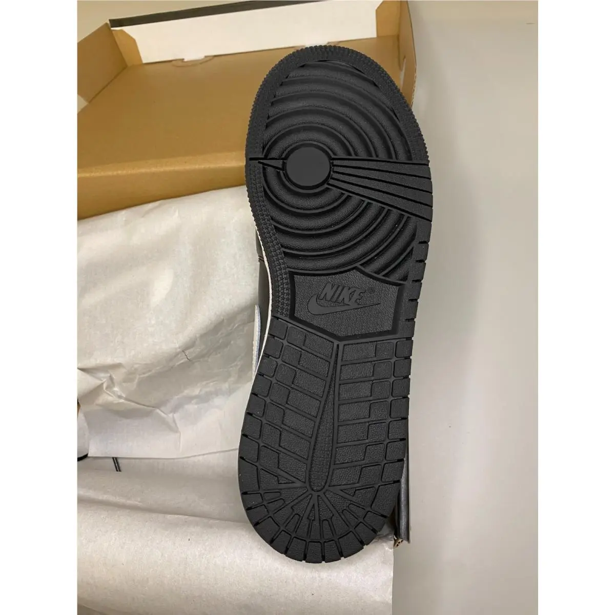 Nike shoes - Air Jordan 1 Low - Air Low - 553560-043 - Black (UPC: 195238857837) 1
