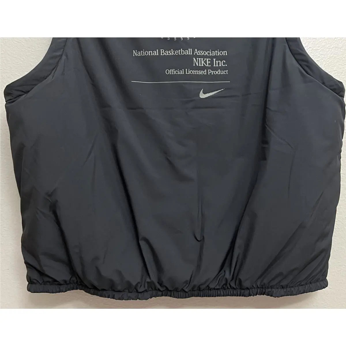 Nike clothing - Therma-Fit NBA Team 31 Club Woven Vest - FD8451-010 - Black (UPC: 196975252053) 5