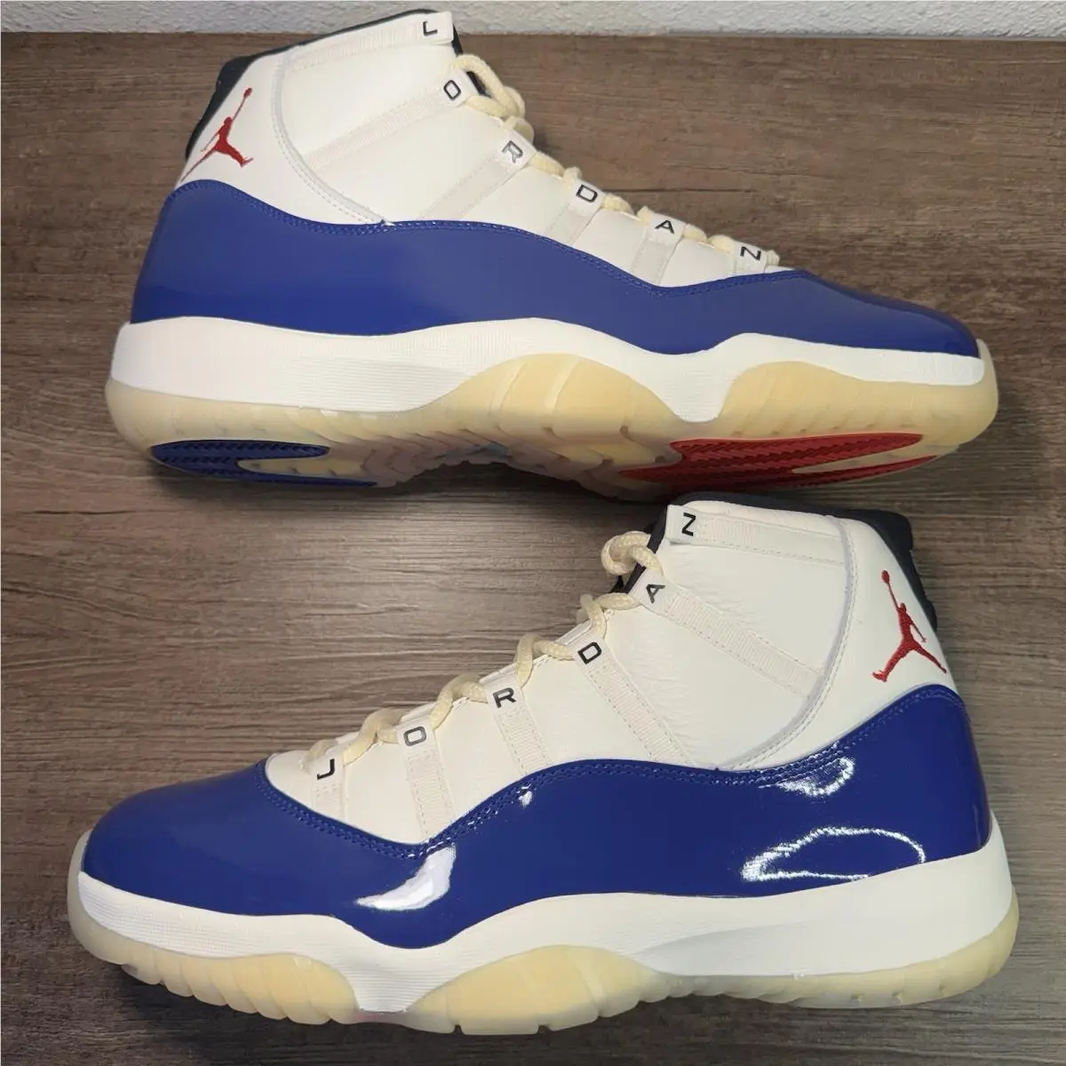 Nike shoes - Air Jordan 11 - Air - IH0296-400 - Blue 2