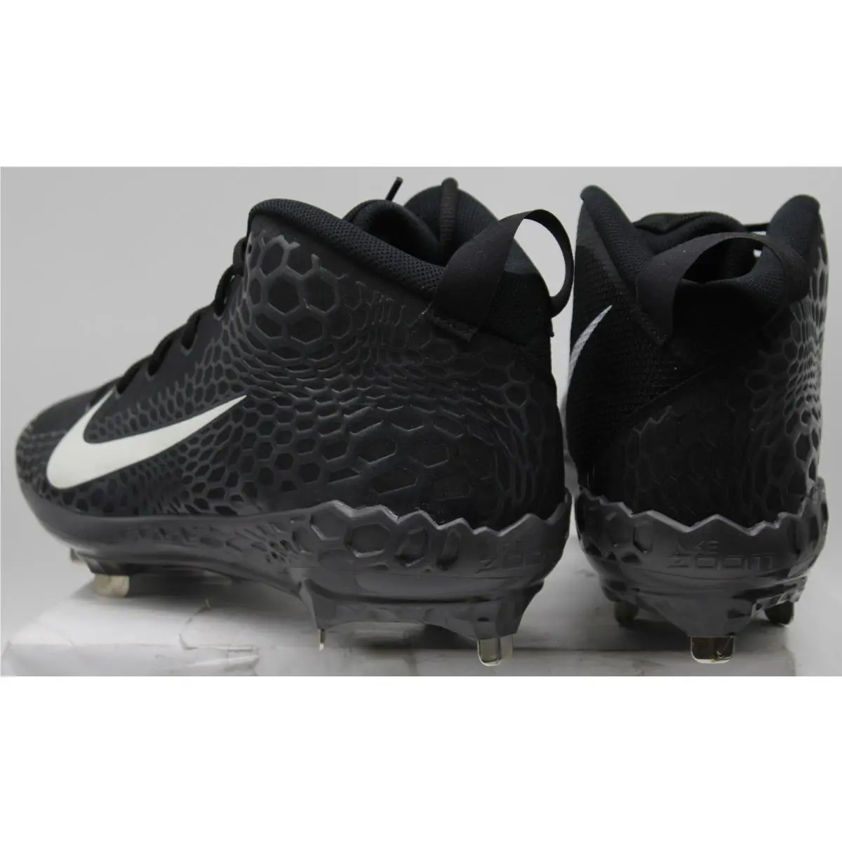 Nike shoes - White 2