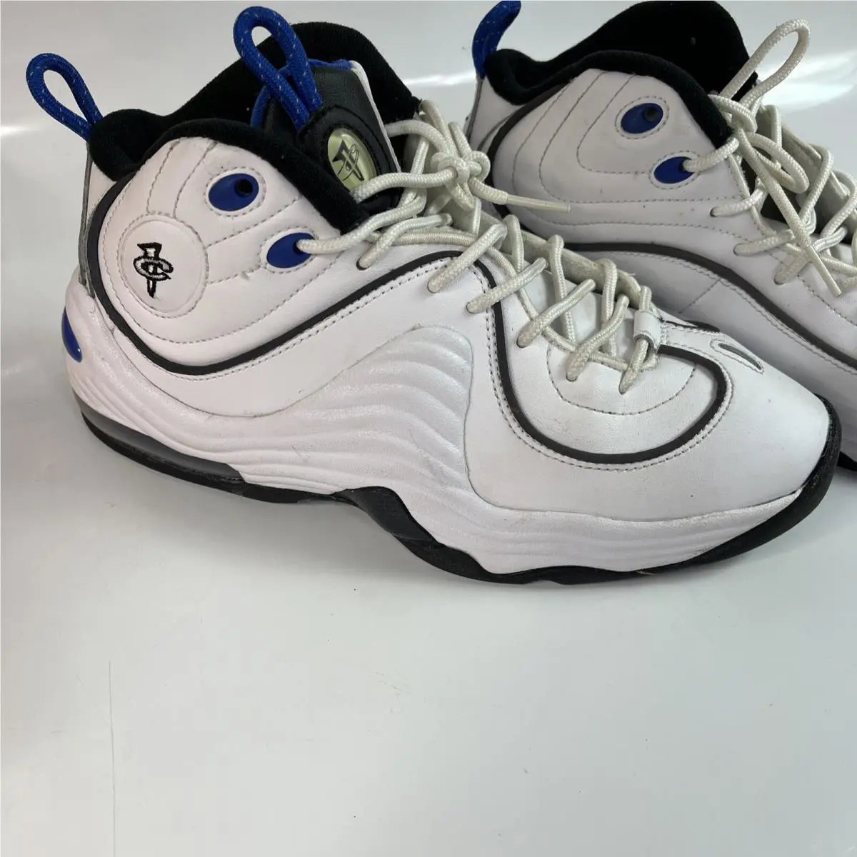 Nike shoes - Nike Air Penny 2 - Air Penny - 820249-100 - White, Royal, Black, Manufacturer: White/Blue (UPC: 00886548810147) 0