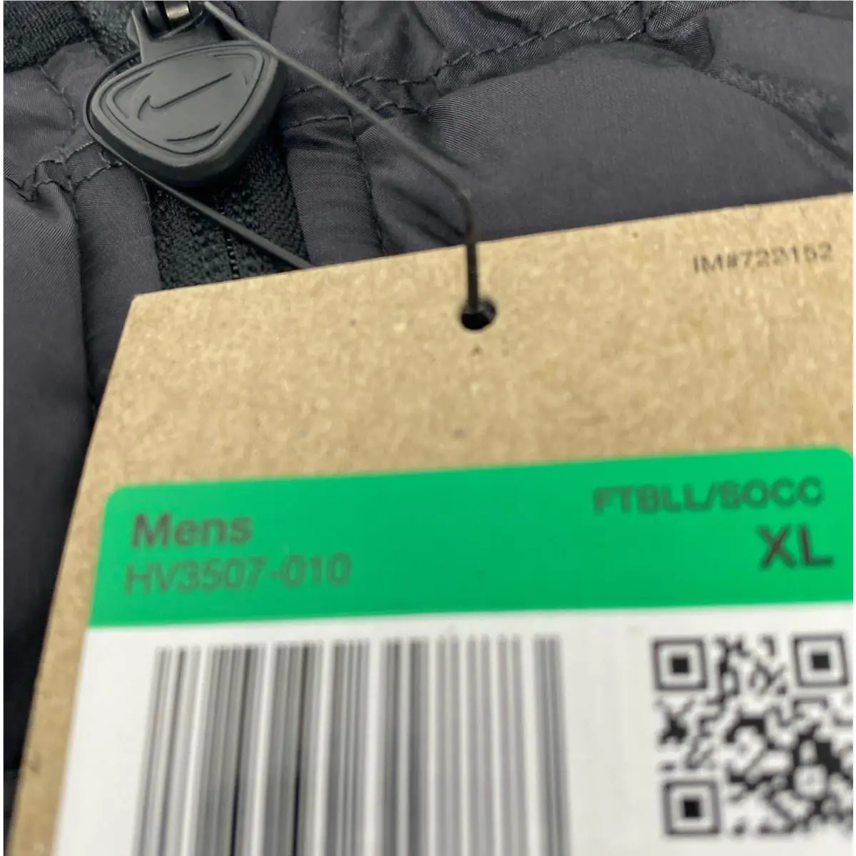 Nike clothing - Nike Total 90 Therma-FIT Soccer Puffer Jacket - HV3507-010 - Black (UPC: 198484321329) 8