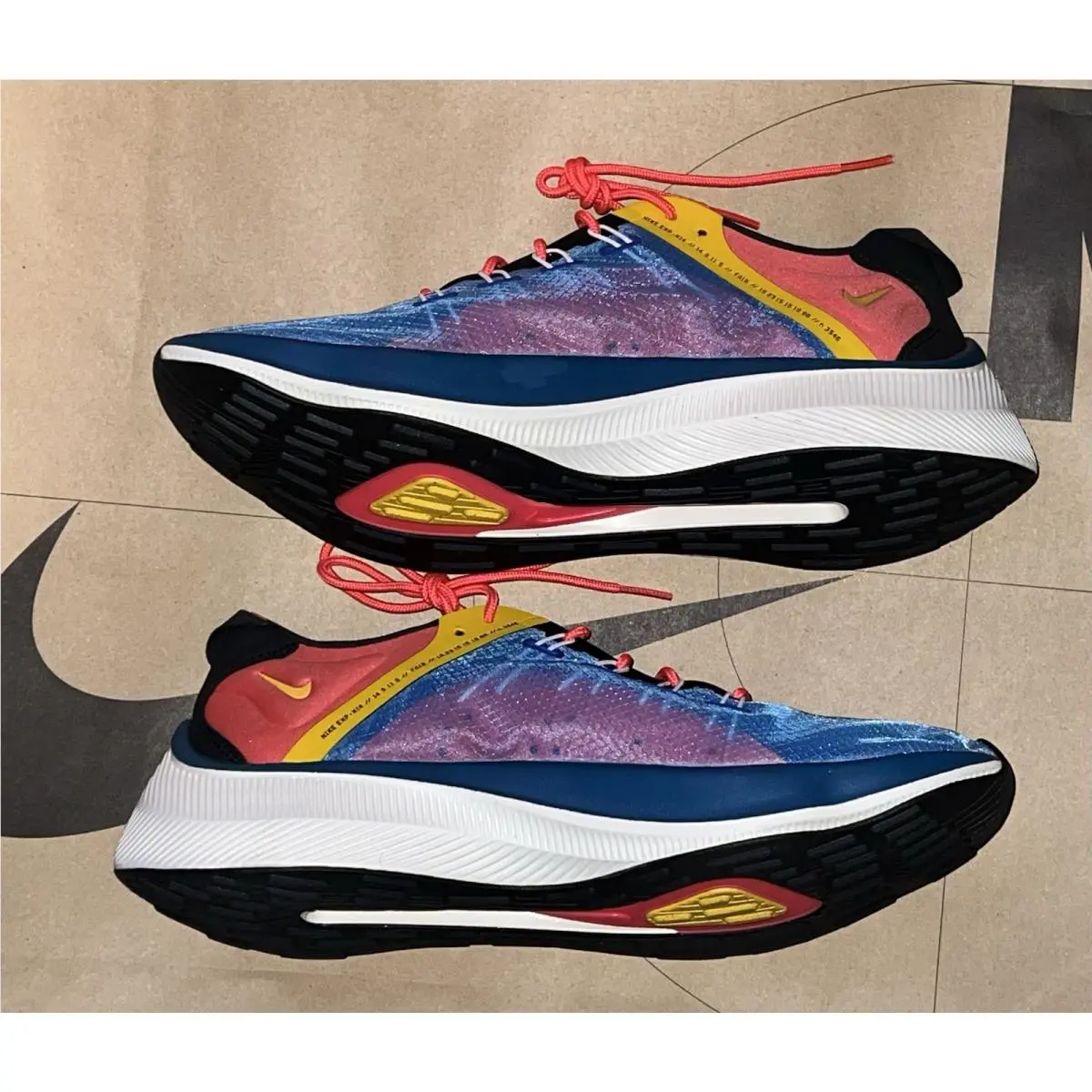 Nike shoes - Multicolor 4