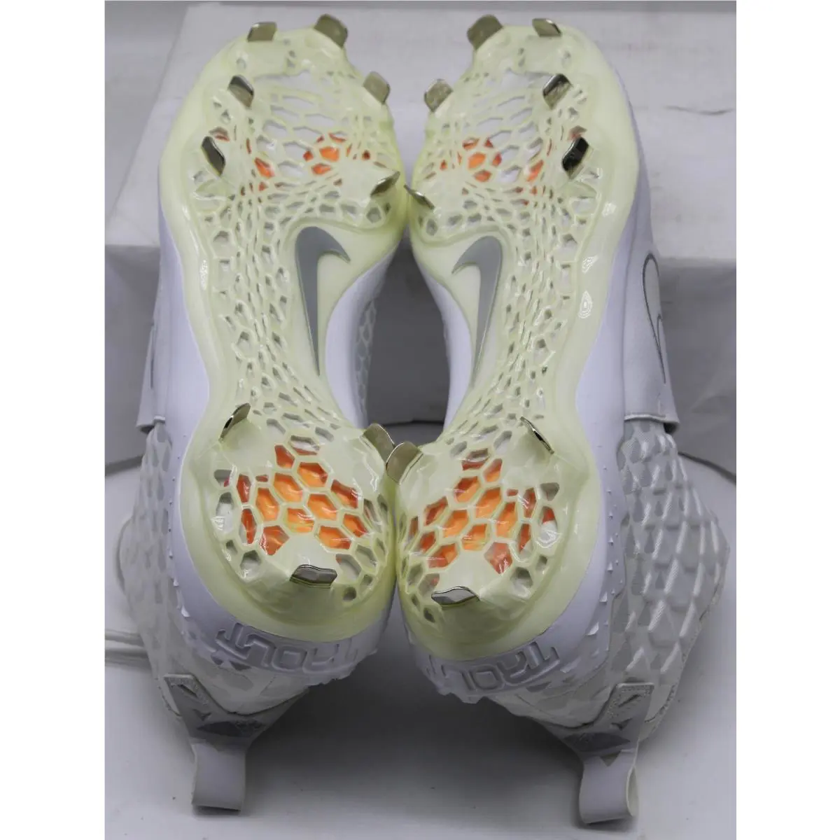Nike shoes - White 5