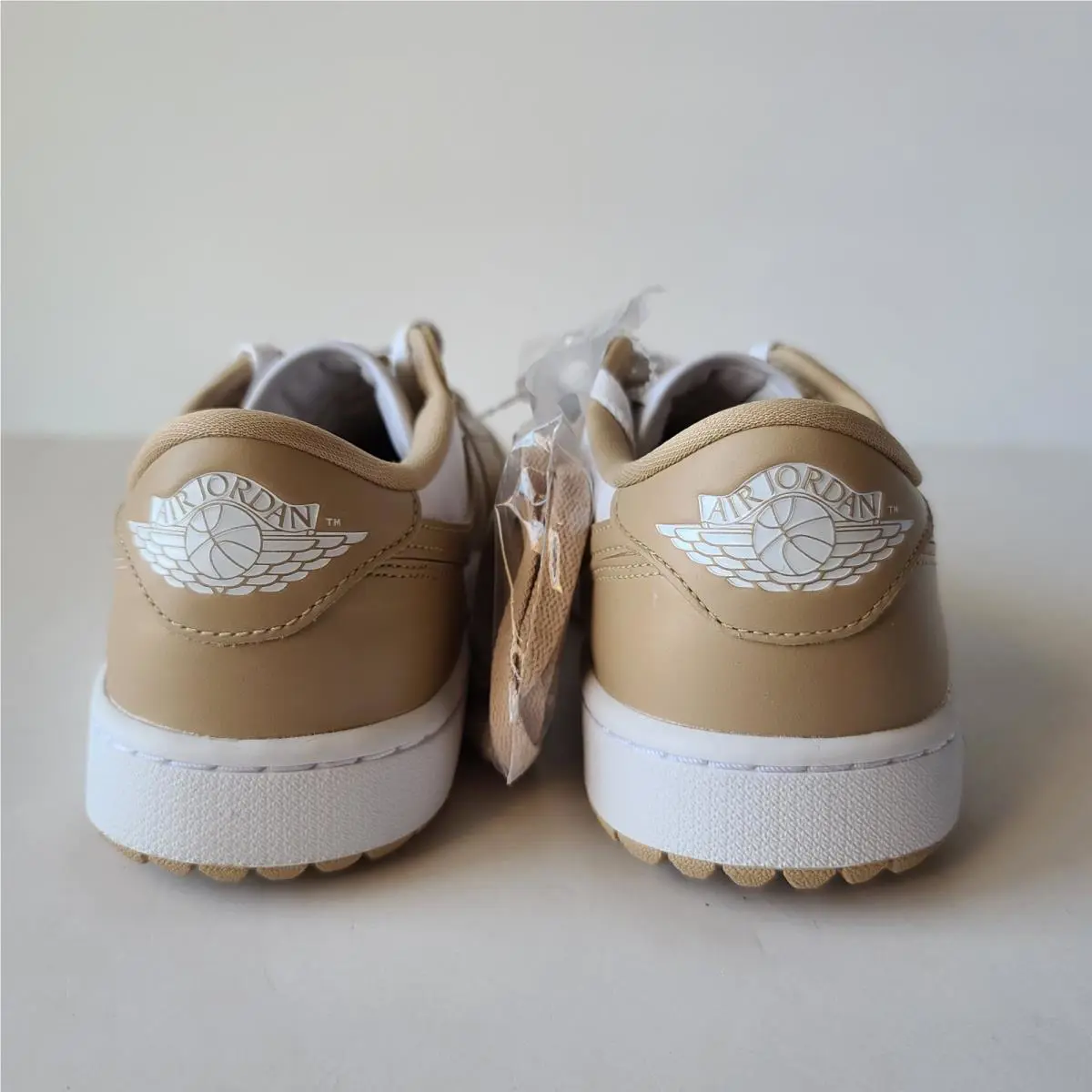 Nike shoes - Air Jordan 1 Low G - DD9315-117 - White 2