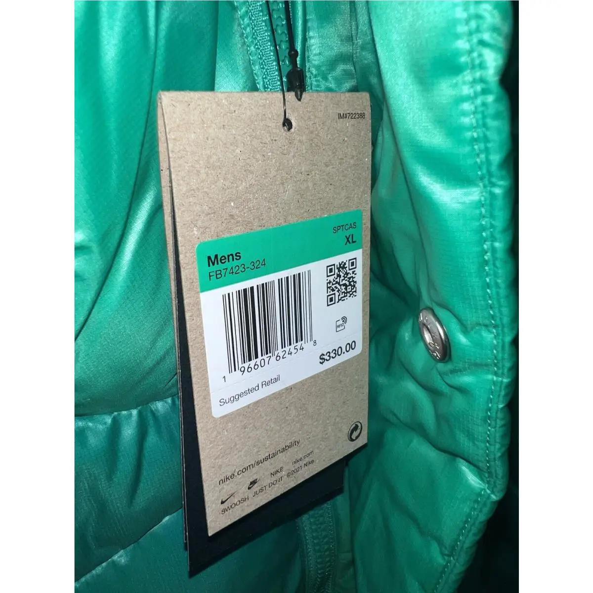 Nike clothing - Nike Sportswear Tech Pack Oversized Puffer Jacket - FB7423-324 - Stadium Green 17