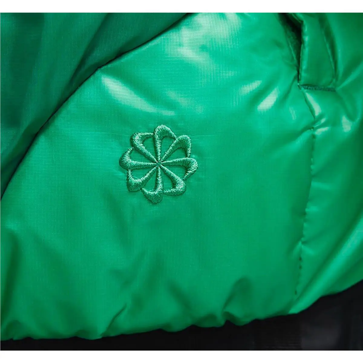 Nike clothing - Nike Sportswear Tech Pack Oversized Puffer Jacket - FB7423-324 - Stadium Green 5