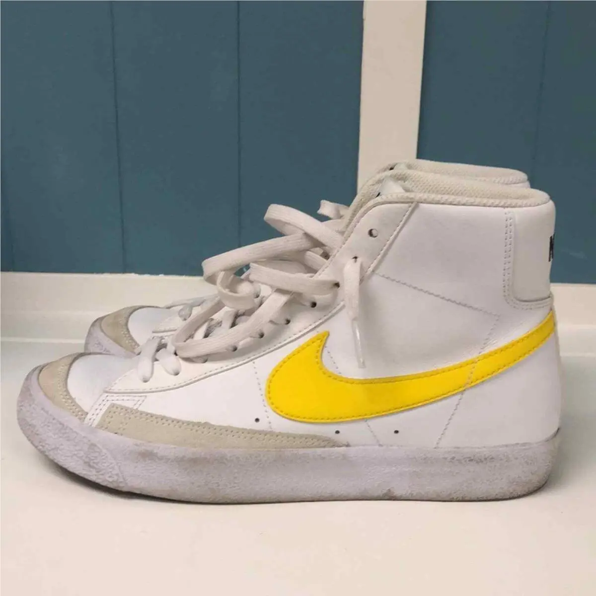 Nike shoes - White 1