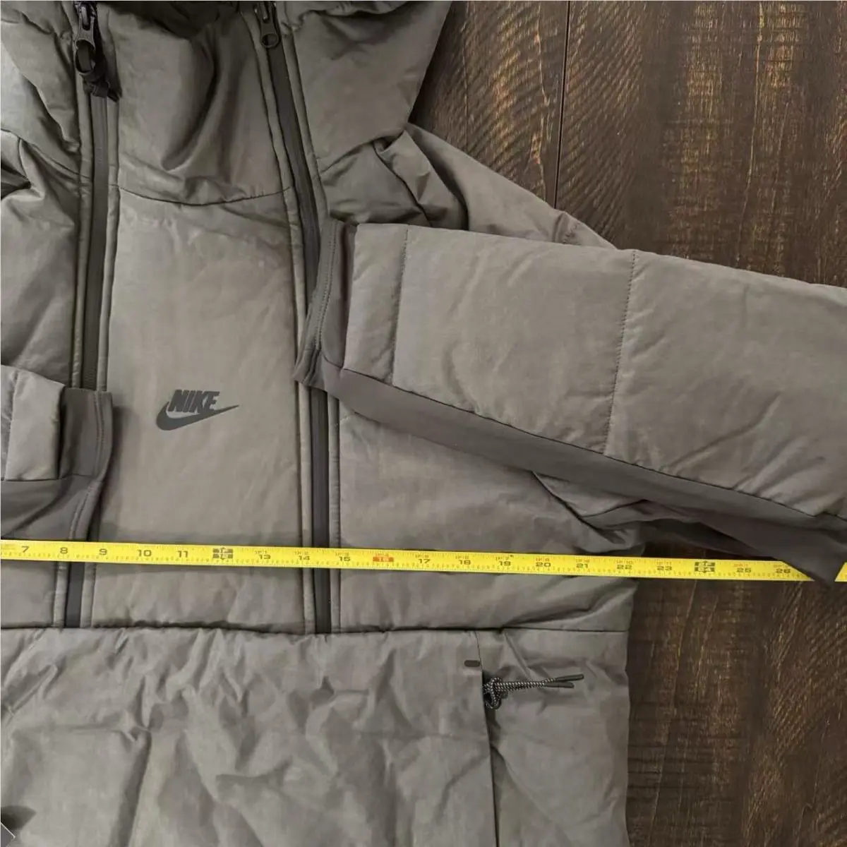Nike clothing - Greyish Green 1