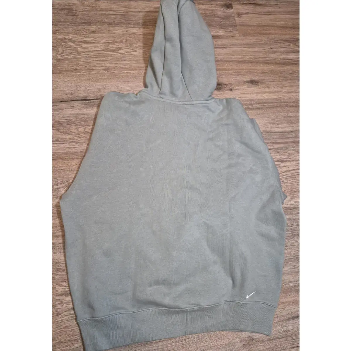 Nike clothing - Green (UPC: 198482004682) 4
