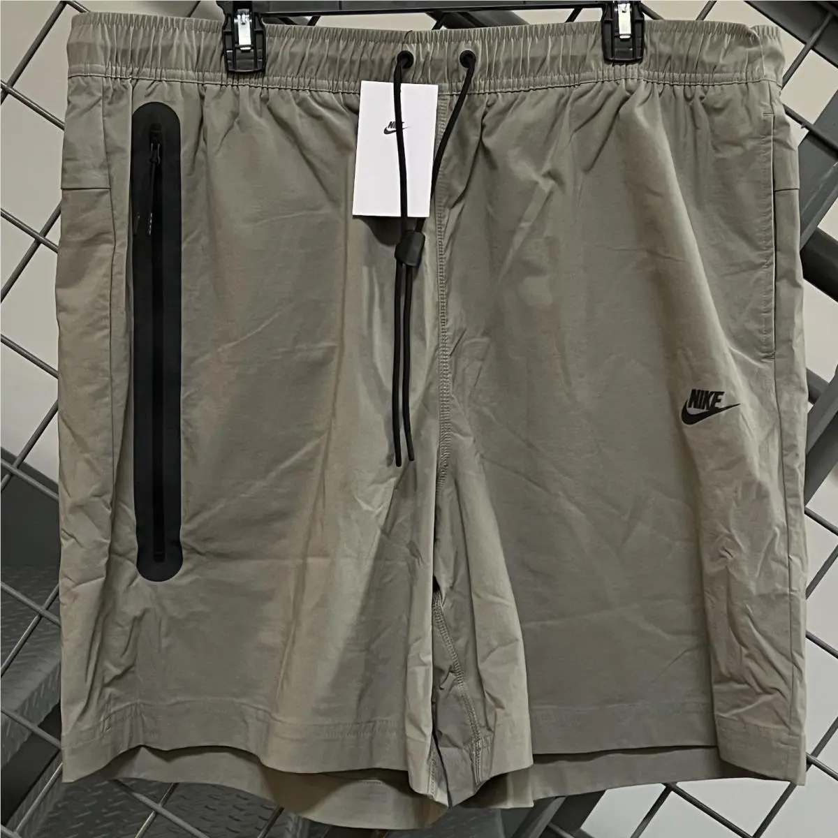 Nike Tech Woven Above Knee Shorts Mens Size Xxlt Light Army HQ0470-320