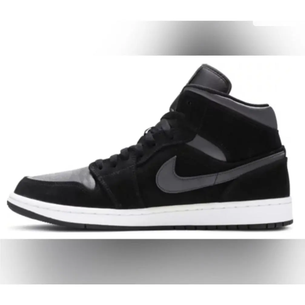 Nike shoes - Air Jordan 1 Mid SE - Black 1