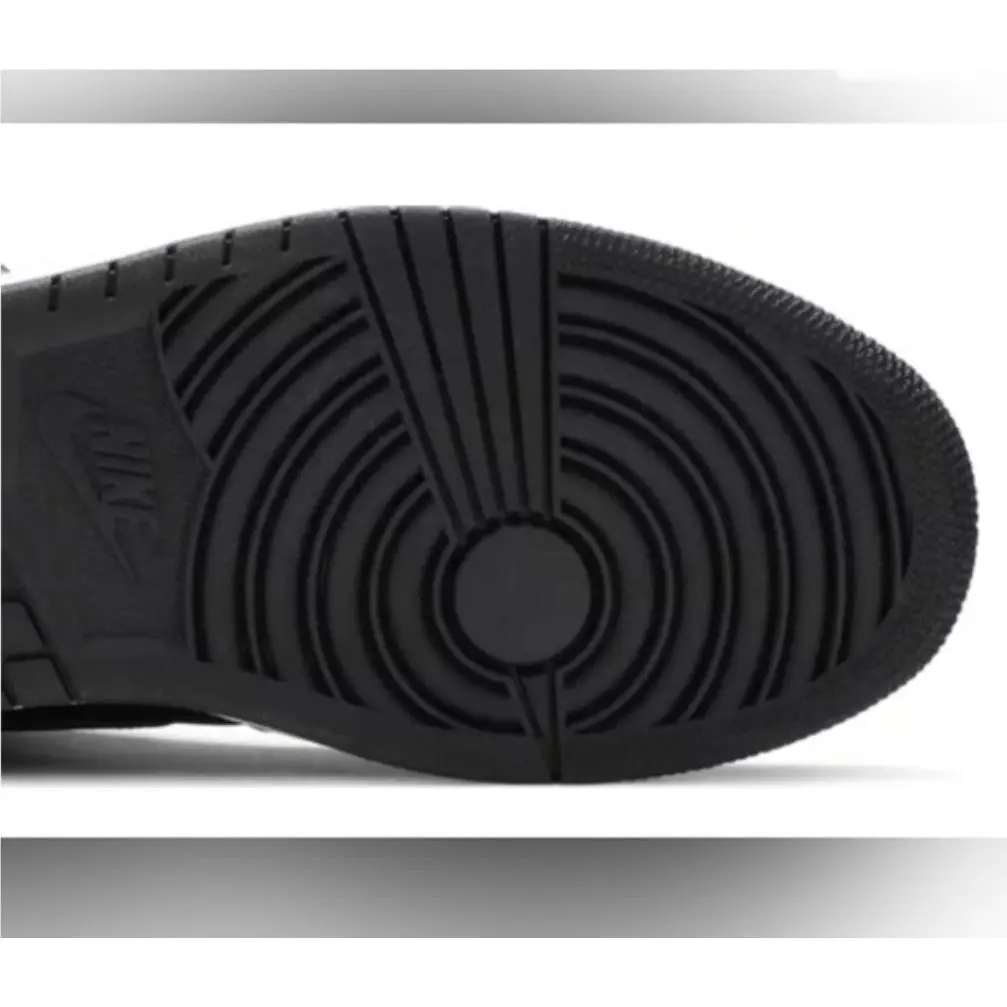 Nike shoes - Air Jordan 1 Mid SE - Black 3