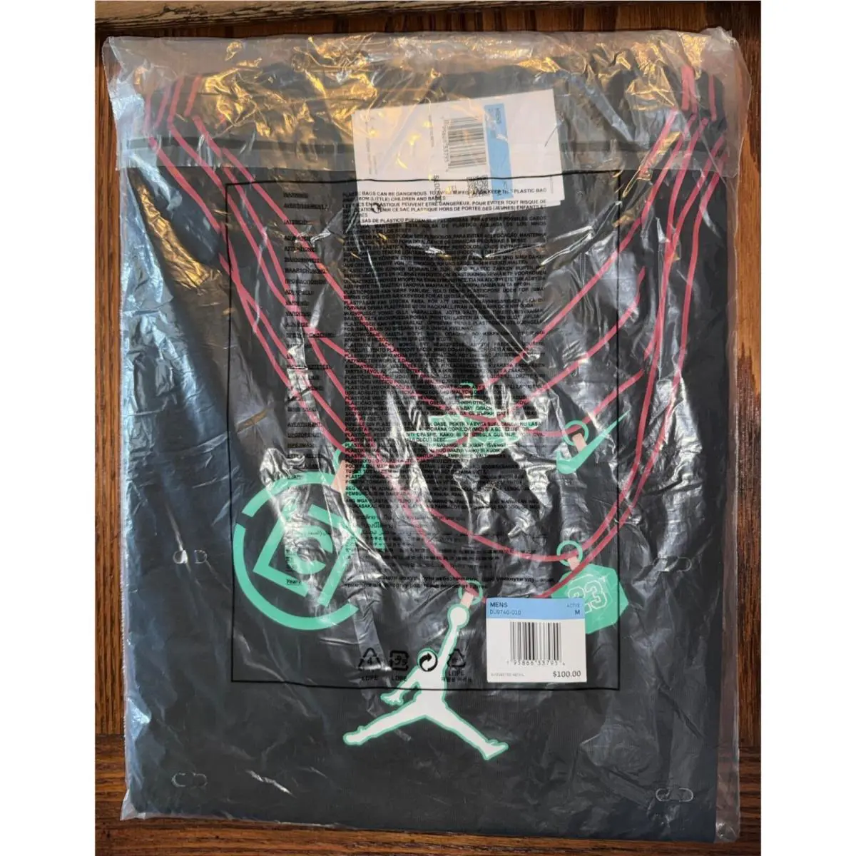 Nike clothing - Black (UPC: 195866337930) 0