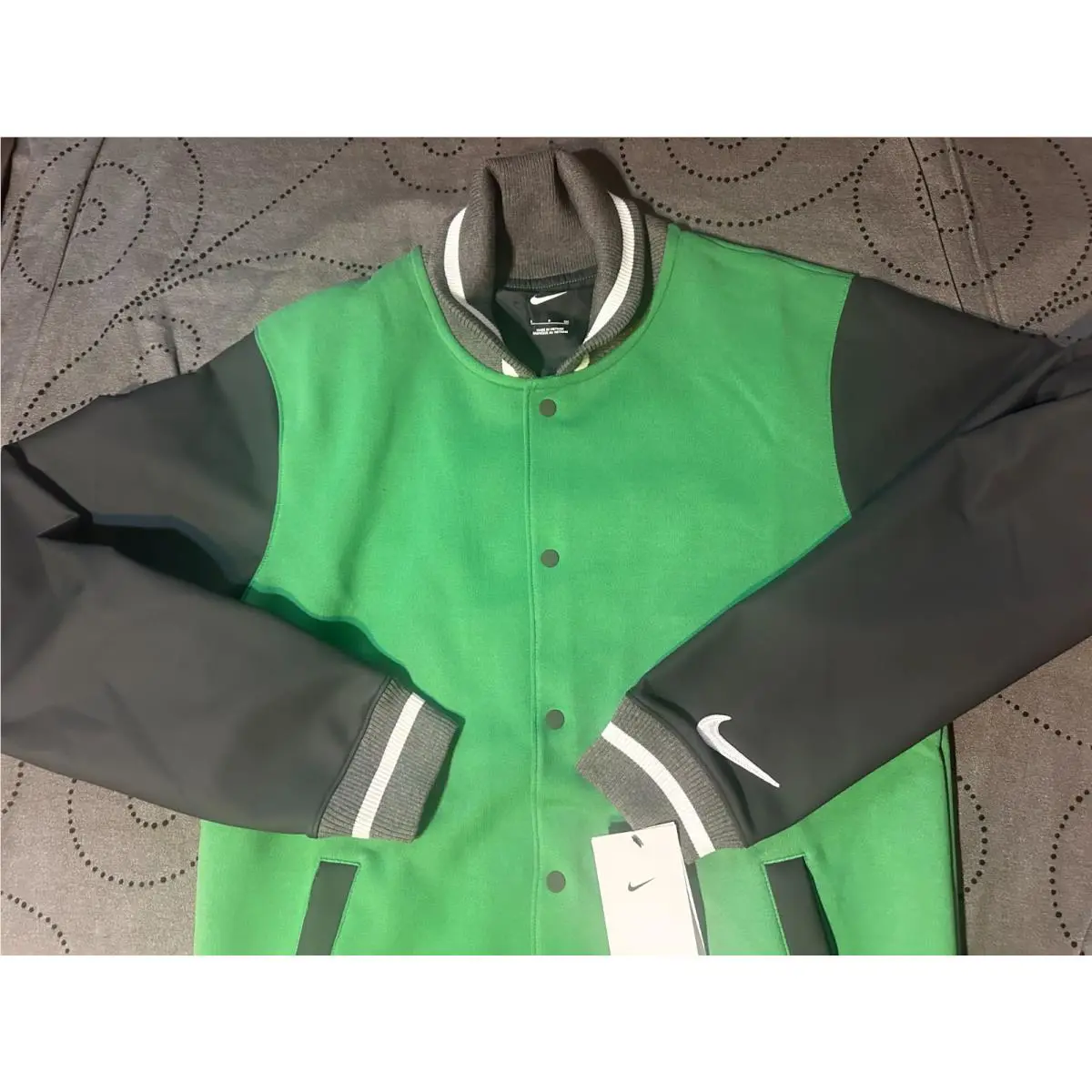 Nike clothing - GREEN + GRAY`S + WHITE 0