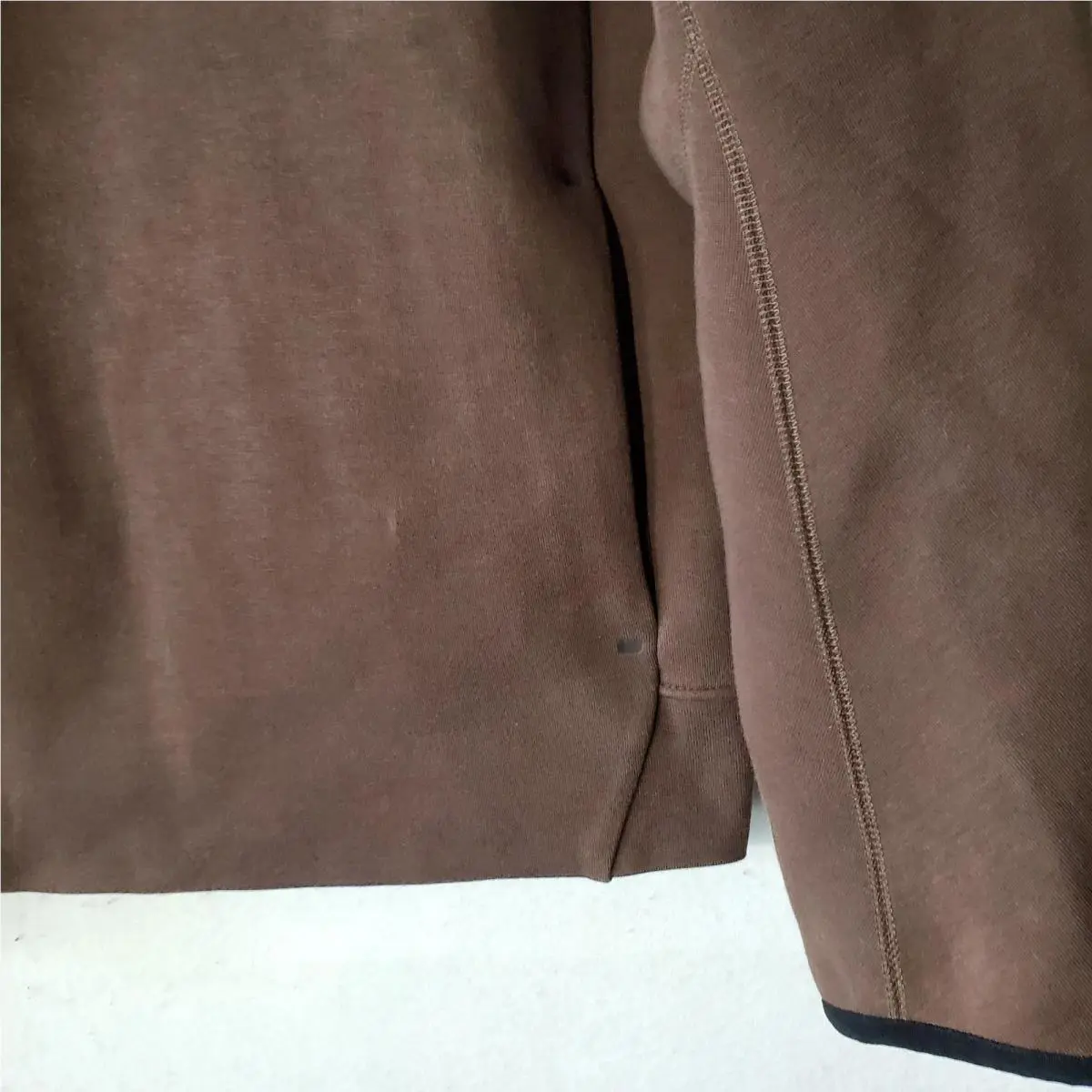 Nike clothing - Brown 4