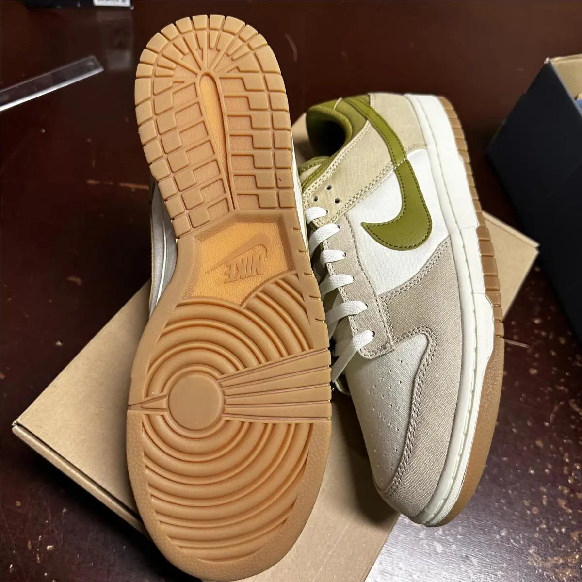 Nike shoes - Green 2
