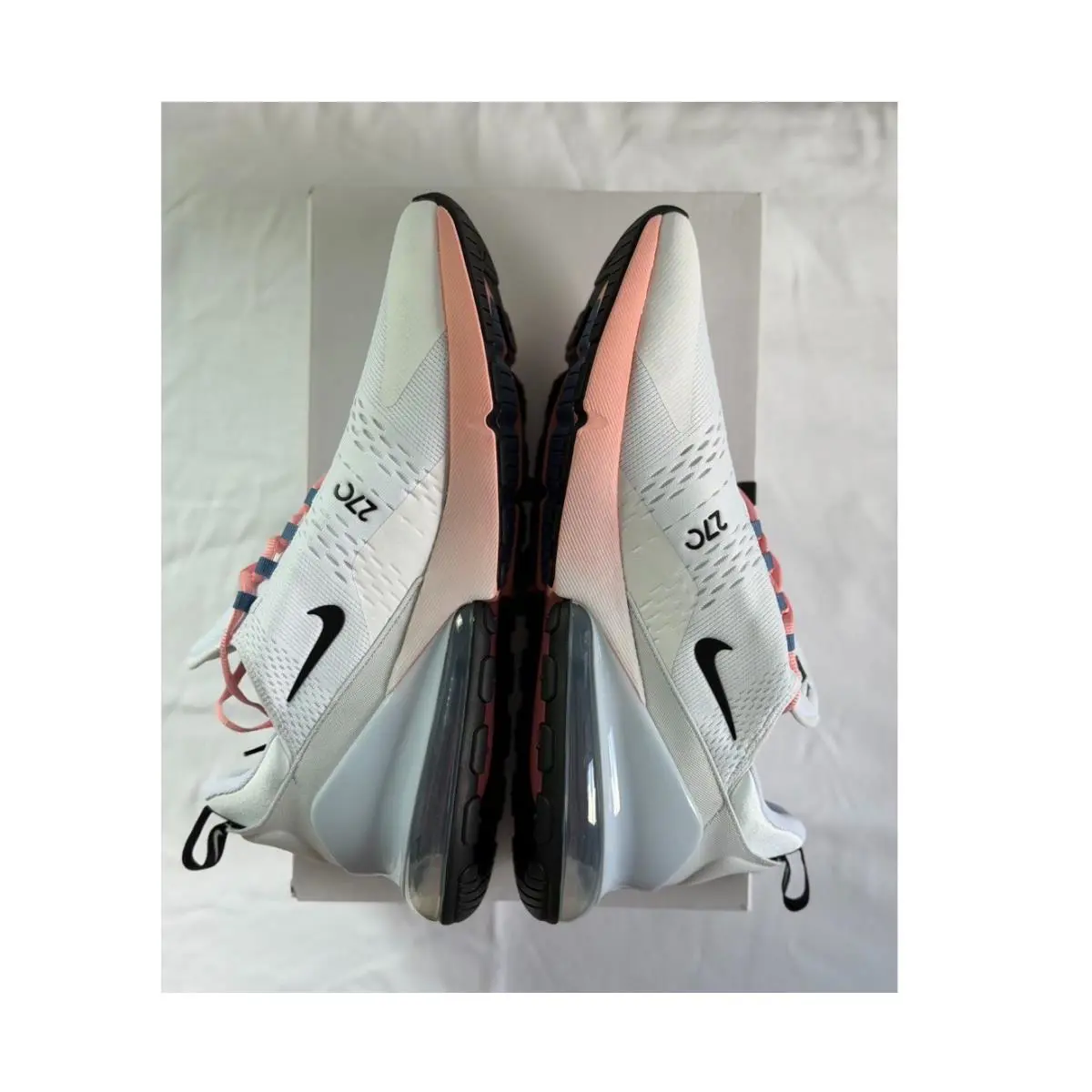 Nike shoes - White 2
