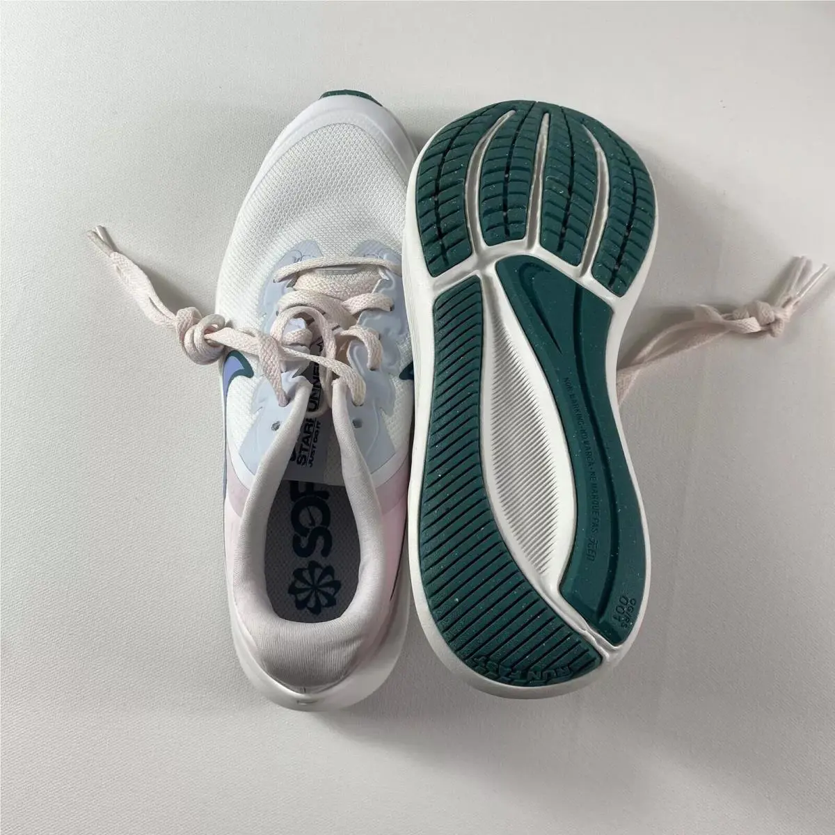 Nike shoes - NIKE STAR RUNNER 3 (GS) - White/Pink 3