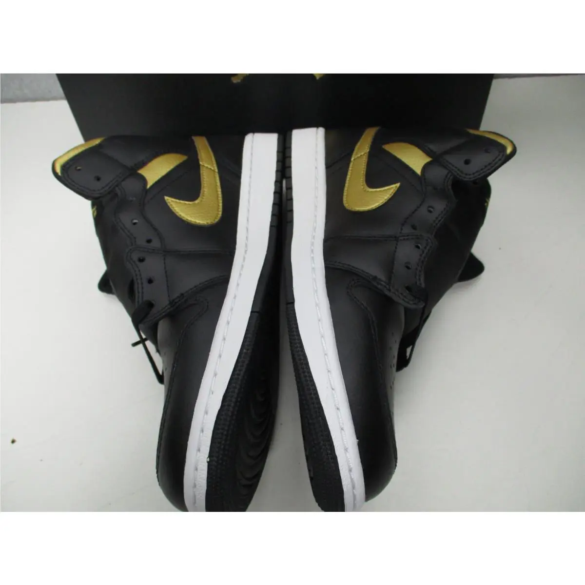Nike shoes - Nike Air Jordan 1 - Air - Black 2