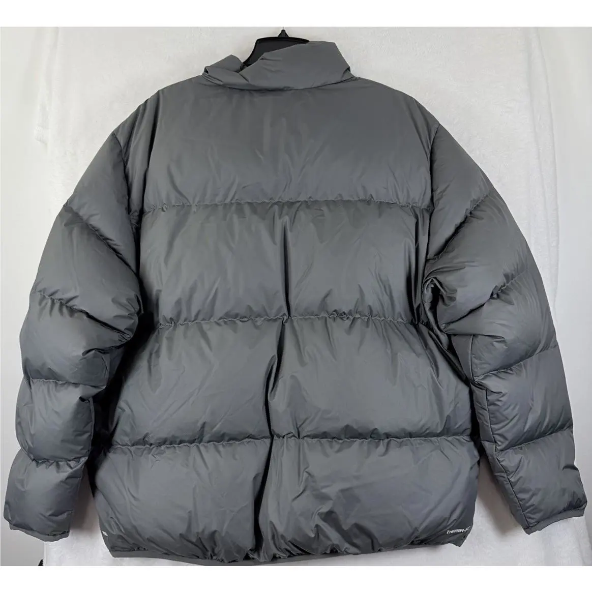 Nike clothing - Nike 650 - Gray 3