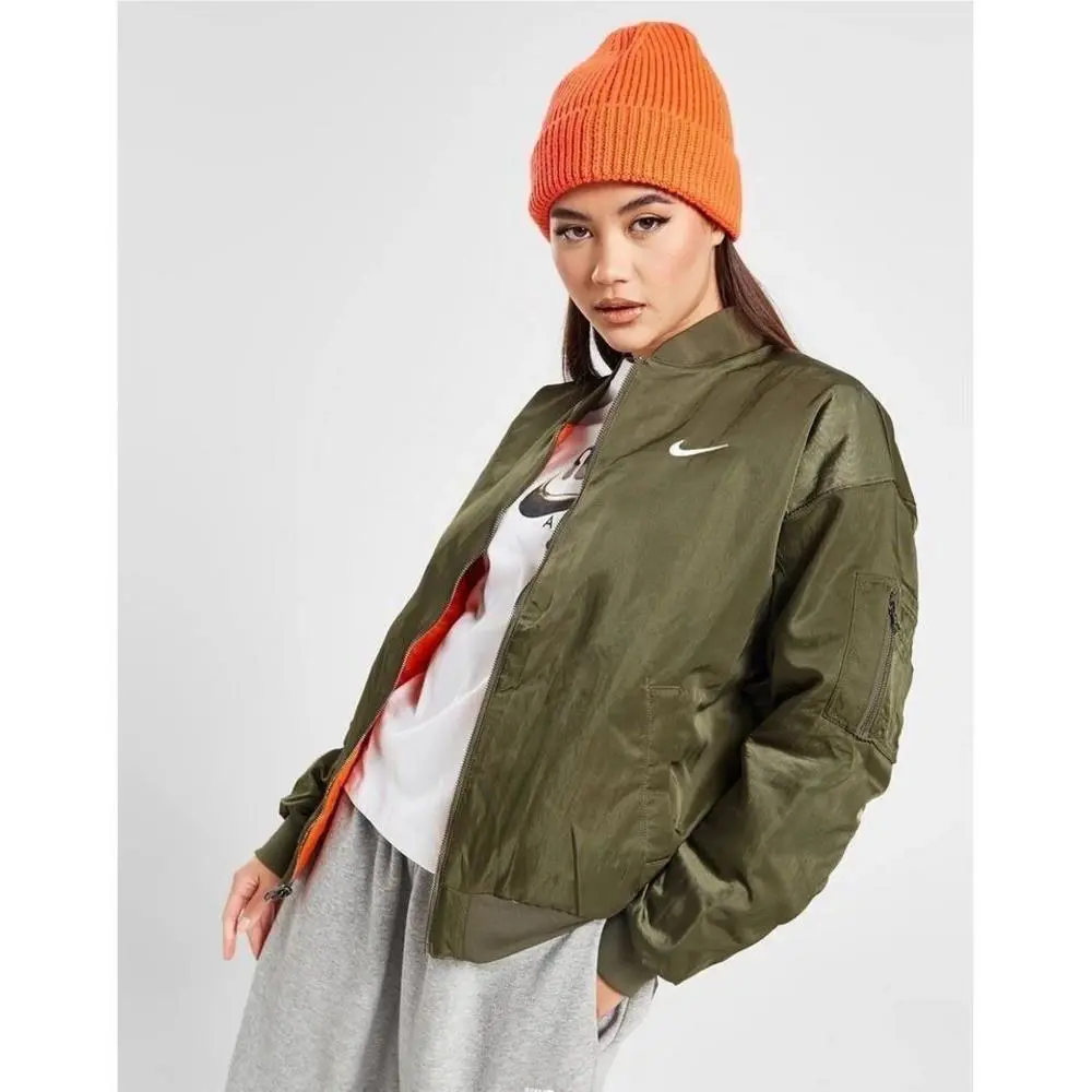 Nike clothing - Green 1