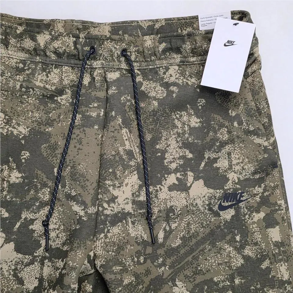 Nike clothing - Nike Tech Fleece Joggers - Tech Fleece Joggers - Nike Tech - Camouflage 2