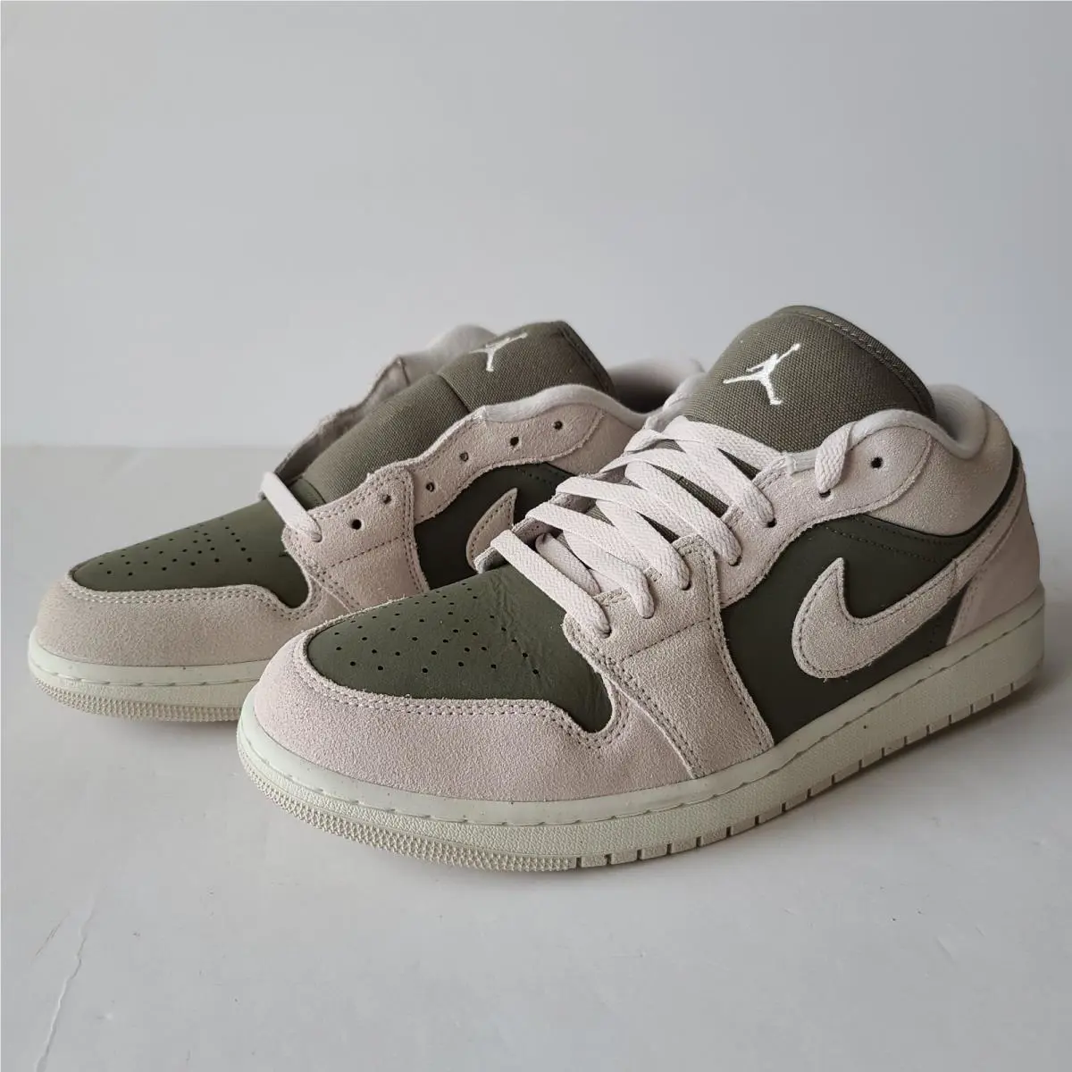 Nike shoes - Air Jordan 1 Low - Air Low - HV4089-201 - Green 1