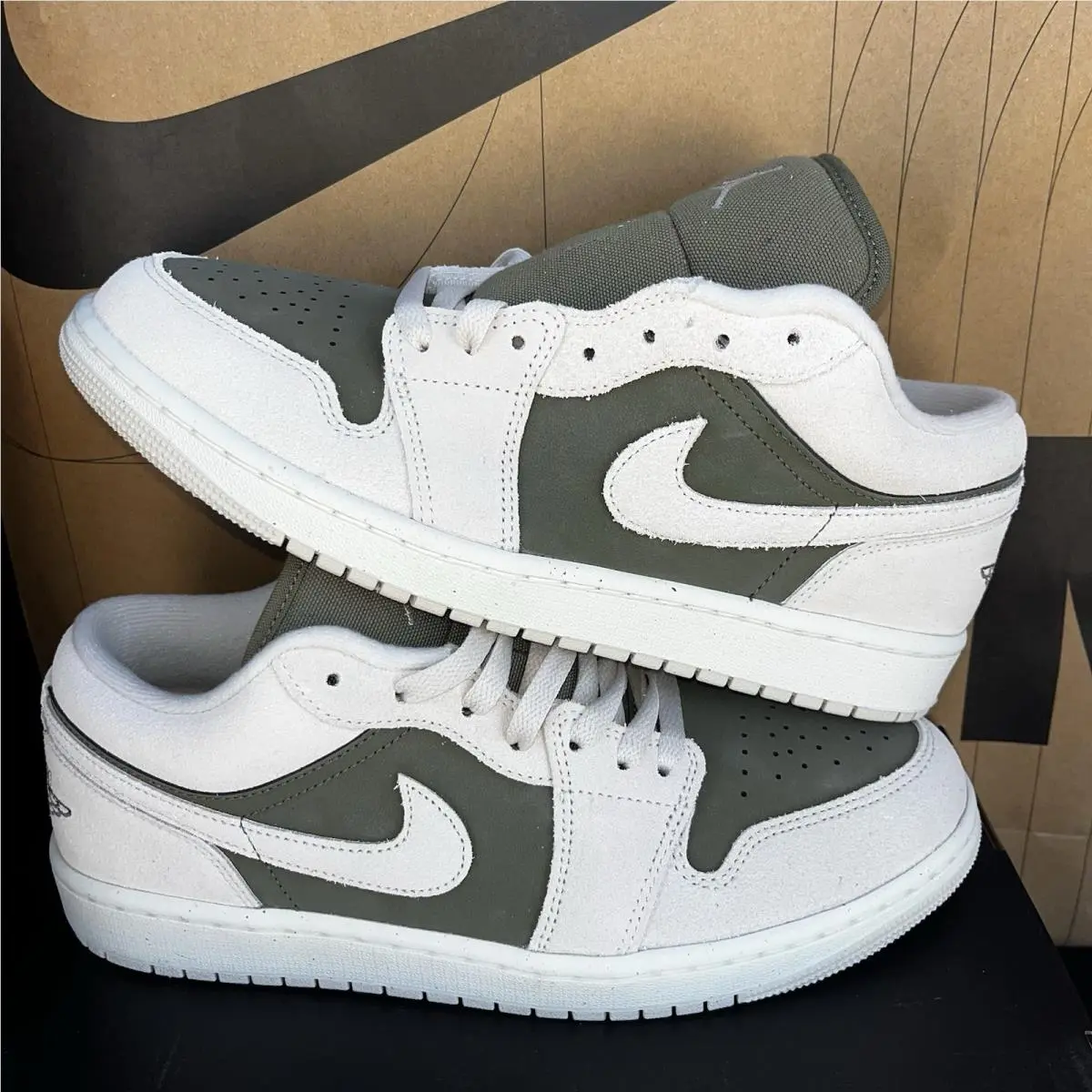 Nike shoes - Air Jordan 1 Low - Air Low - HV4089-201 - Green 0