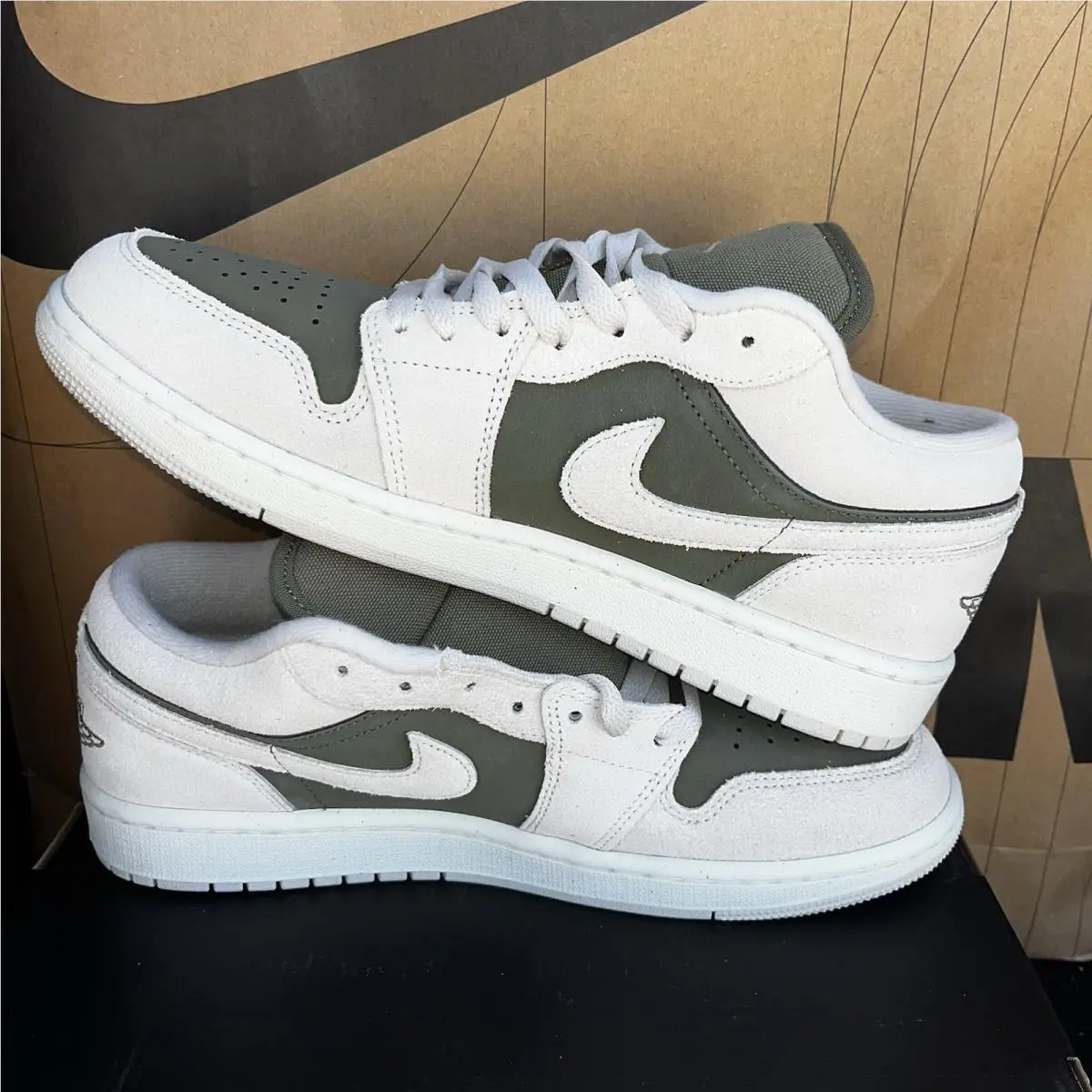 Nike shoes - Air Jordan 1 Low - Air Low - HV4089-201 - Green 1