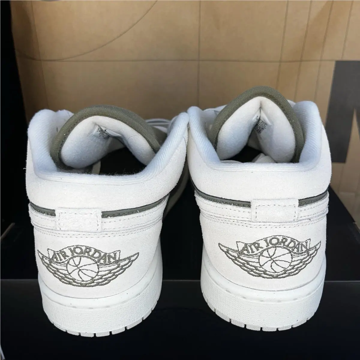Nike shoes - Air Jordan 1 Low - Air Low - HV4089-201 - Green 3
