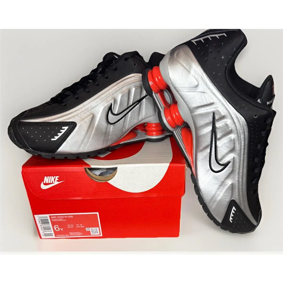 Nike shoes - Nike Shox R4 - Shox - Silver (UPC: 0197863870403) 3