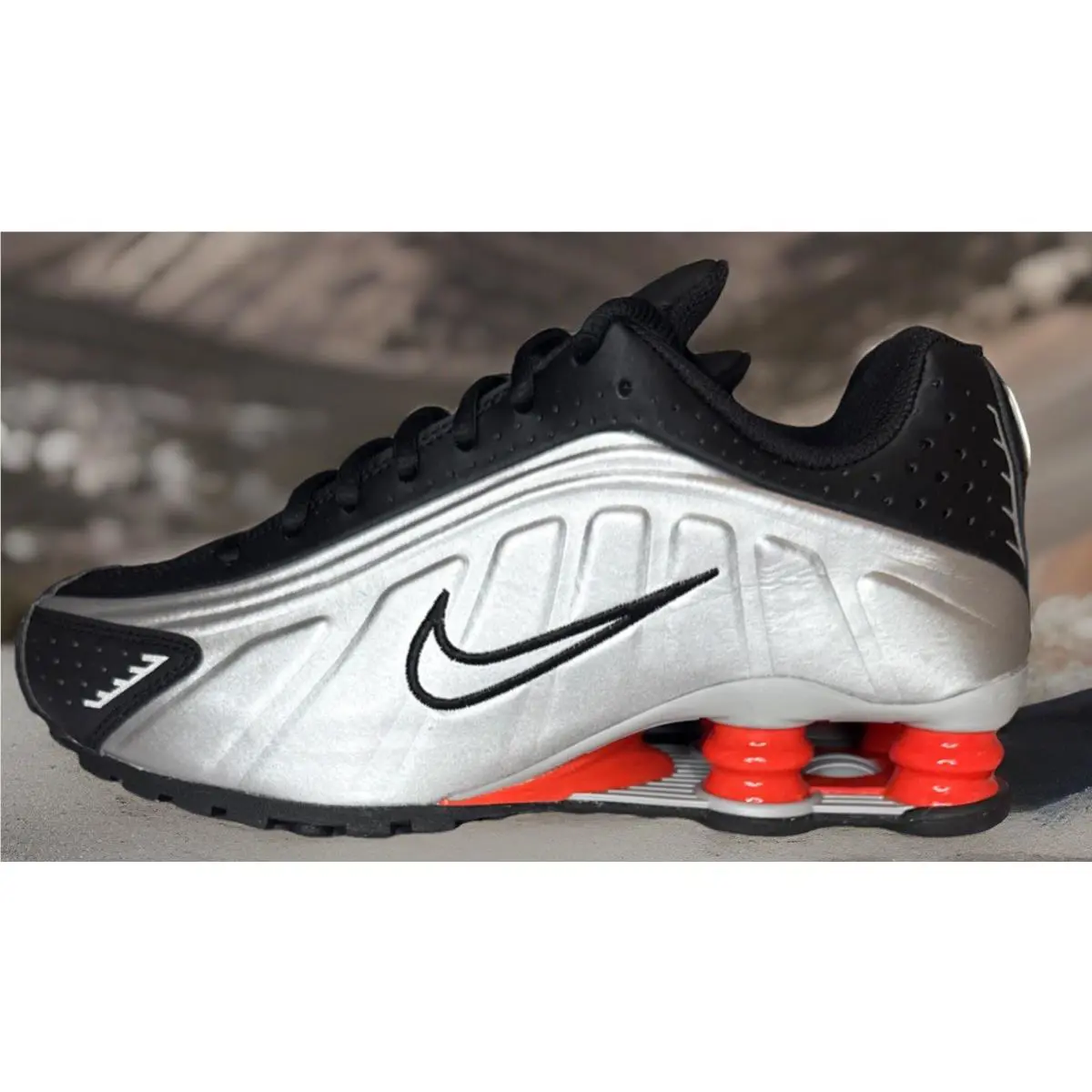 Nike shoes - Nike Shox R4 - Shox - Silver (UPC: 0197863870403) 2