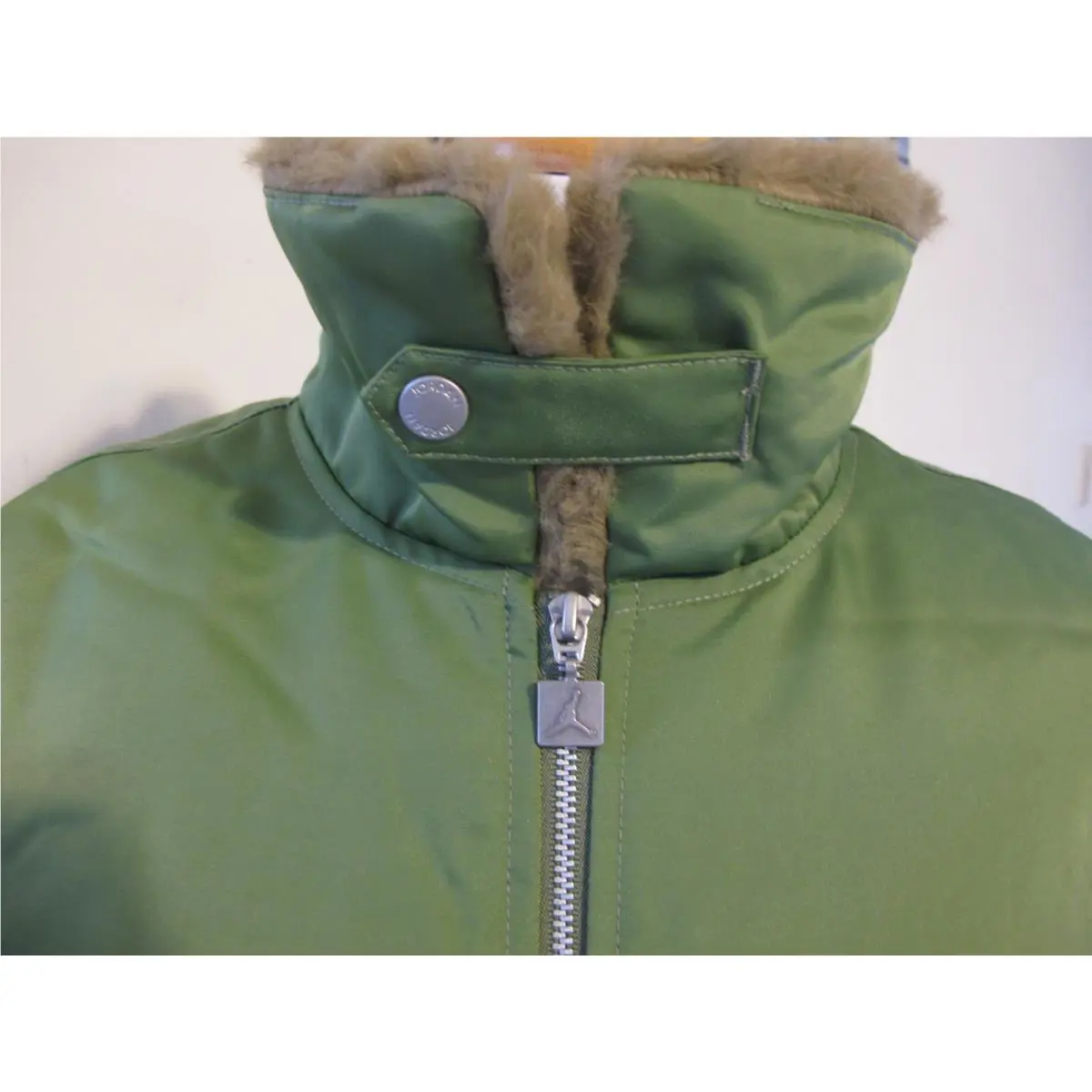 Nike clothing - OLIVE/Brown 2