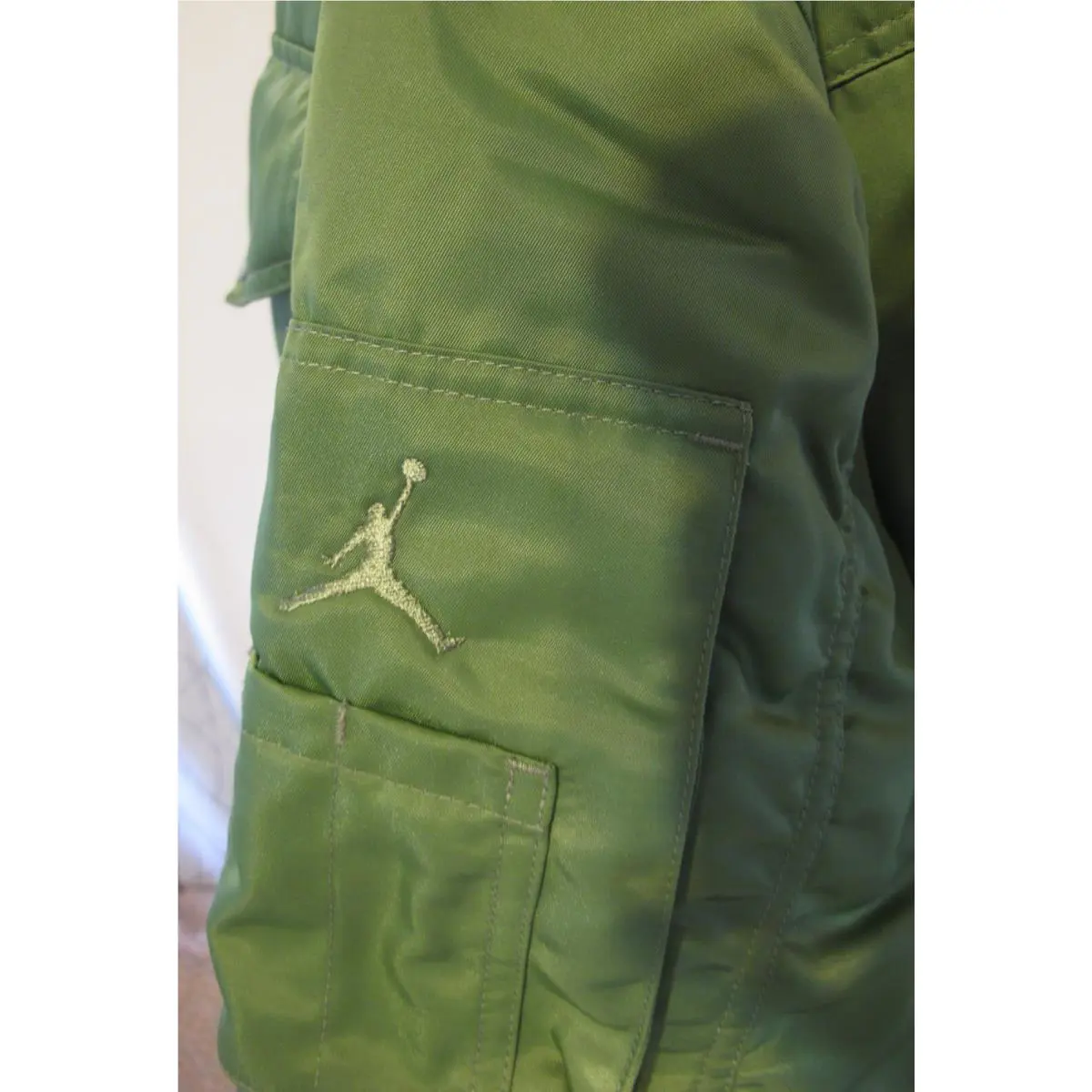 Nike clothing - OLIVE/Brown 3
