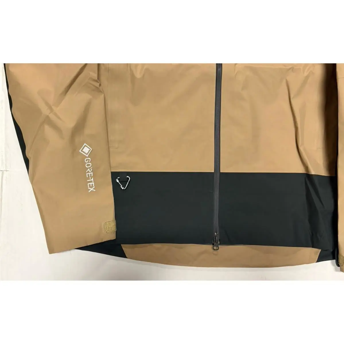 Nike clothing - Gore-Tex - FV8641297 - Beige 1
