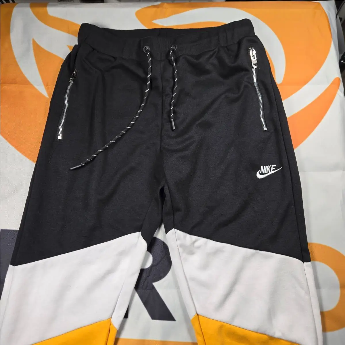 Nike clothing - 724402 - 724402 - Black (UPC: 640135232640) 4